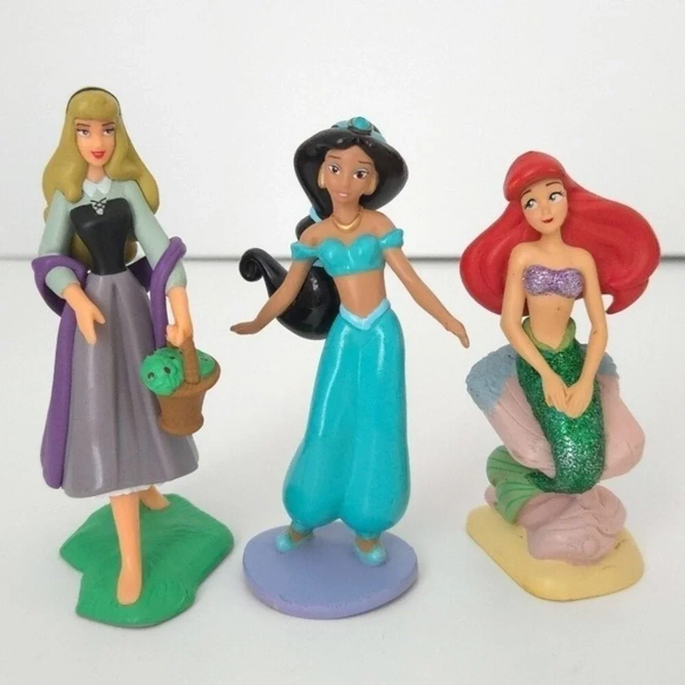 Disney Princess Mini Figurines (Lot of 7)- Anna Frozen,‎ Jasmine, Ariel Mermaid